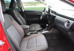 2018 Toyota Corolla - Thumbnail 27