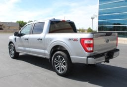 2022 Ford F-150 STX - Thumbnail 5