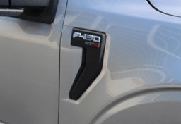 2022 Ford F-150 STX - Thumbnail 26