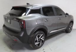 2026 Nissan Kicks SV - Thumbnail 8