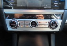 2015 Subaru Outback Limited - Thumbnail 20