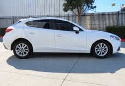 2016 Mazda Mazda3 i Grand Touring - Thumbnail 9