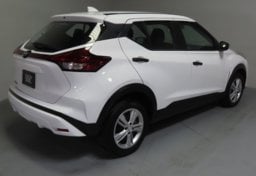 2024 Nissan Kicks S - Thumbnail 10