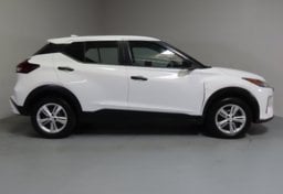 2024 Nissan Kicks S - Thumbnail 6