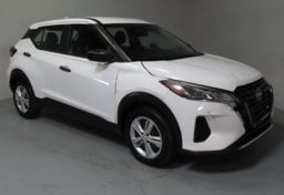 2024 Nissan Kicks S - Thumbnail 1