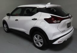 2024 Nissan Kicks S - Thumbnail 9
