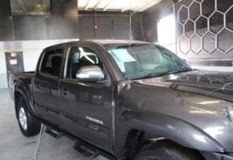 2015 Toyota Tacoma 4WD V6 - Thumbnail 20