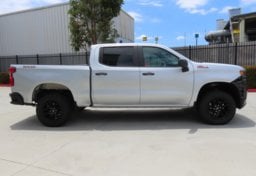 2019 Chevrolet Silverado 1500 Custom Trail Boss - Thumbnail 5