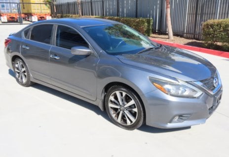 Picture of 2017 Nissan Altima SR