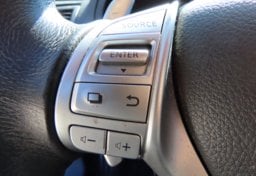 2017 Nissan Altima SR - Thumbnail 26