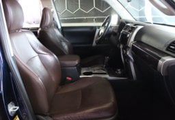 2014 Toyota 4Runner AWD Limited - Thumbnail 28