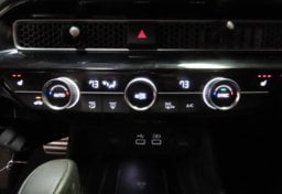 2024 Honda Civic Sport Touring - Thumbnail 31
