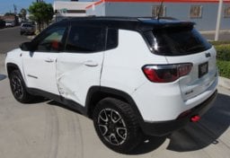 2026 Jeep Compass Trailhawk - Thumbnail 6