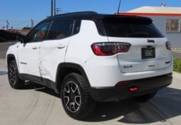 2026 Jeep Compass Trailhawk - Thumbnail 8