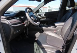 2026 Jeep Compass Trailhawk - Thumbnail 29