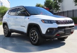 2026 Jeep Compass Trailhawk - Thumbnail 3