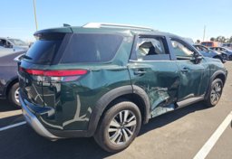 2025 Nissan Pathfinder - Thumbnail 5