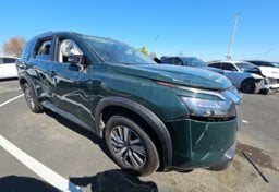 2025 Nissan Pathfinder - Thumbnail 2