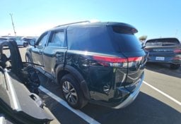 2025 Nissan Pathfinder - Thumbnail 4