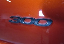 2021 Chrysler 300 Touring - Thumbnail 15