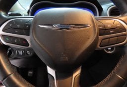 2021 Chrysler 300 Touring - Thumbnail 30