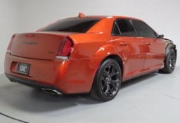 2021 Chrysler 300 Touring - Thumbnail 9