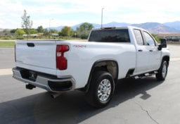 2022 Chevrolet Silverado 2500HD 4x4 - Thumbnail 8