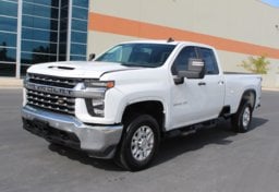 2022 Chevrolet Silverado 2500HD 4x4 - Thumbnail 4