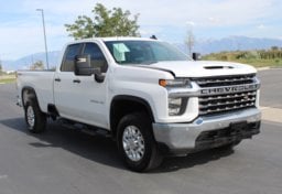 2022 Chevrolet Silverado 2500HD 4x4 - Thumbnail 3
