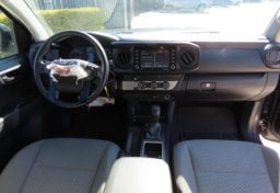 2022 Toyota Tacoma - Thumbnail 26