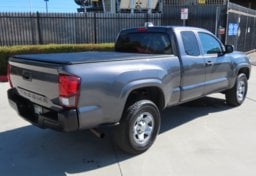 2022 Toyota Tacoma - Thumbnail 7