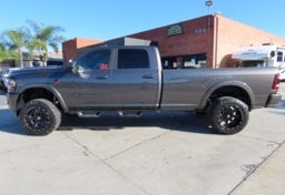 2022 Ram 2500 Laramie - Thumbnail 5