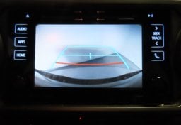 2018 Toyota Tacoma TRD Off-Road - Thumbnail 12