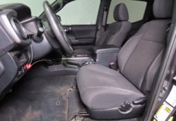 2018 Toyota Tacoma TRD Off-Road - Thumbnail 24