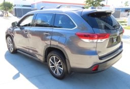 2018 Toyota Highlander XLE AWD - Thumbnail 11