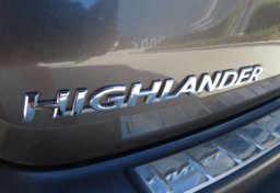 2018 Toyota Highlander XLE AWD - Thumbnail 16