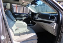 2018 Toyota Highlander XLE AWD - Thumbnail 25