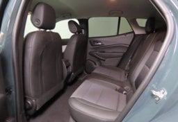 2025 Chevrolet Trax LT - Thumbnail 34