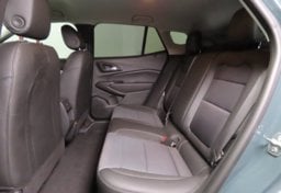 2025 Chevrolet Trax LT - Thumbnail 35