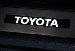 2025 Toyota Land Cruiser - Thumbnail 20