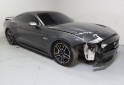 2020 Ford Mustang GT - Thumbnail 2