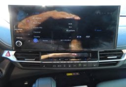 2025 Toyota Sienna Woodland Edition - Thumbnail 17