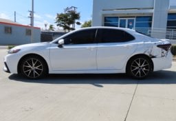 2023 Toyota Camry SE - Thumbnail 5