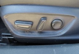 2023 Toyota Camry SE - Thumbnail 32