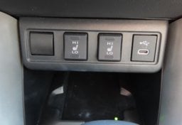 2024 Toyota Corolla Cross XLE - Thumbnail 17