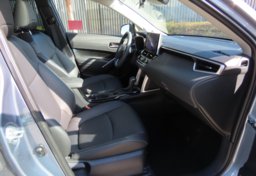 2024 Toyota Corolla Cross XLE - Thumbnail 25