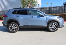 2024 Toyota Corolla Cross XLE - Thumbnail 6