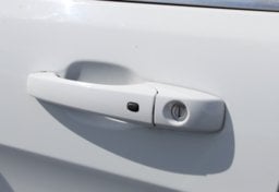 2015 Jeep Grand Cherokee - Thumbnail 32