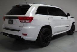 2013 Jeep Grand Cherokee SRT8 Alpine - Thumbnail 10