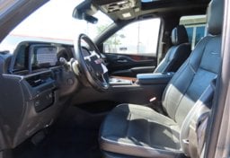 2022 Cadillac Escalade Premium Luxury - Thumbnail 25